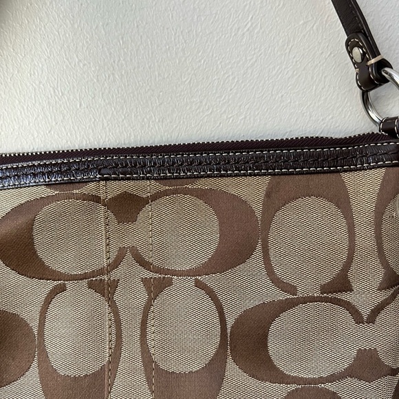 Coach Brown Signature Jacquard Shoulder Bag F13674 - Picture 12 of 12
